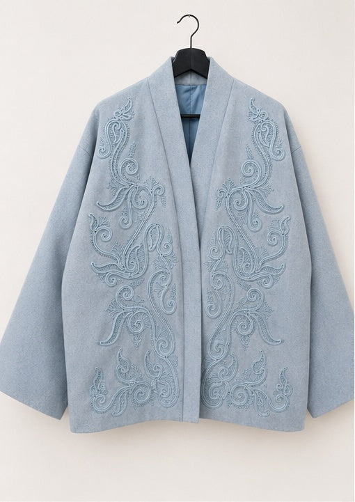 Veste Xari Brodée — face sur cintre
